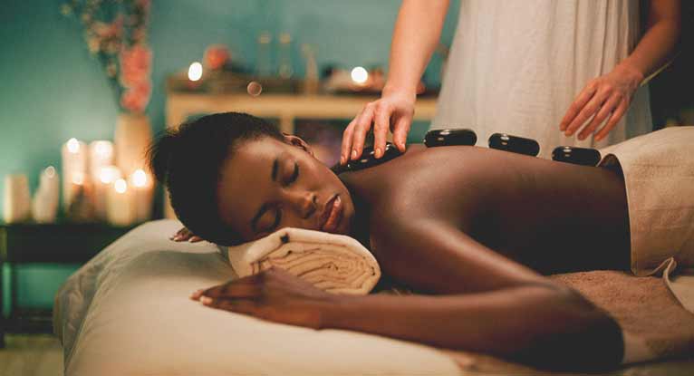 Massage da nong tai Goco Spa