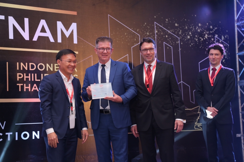 vinacapital-vinh-danh-tai-BCI-Asia-Award-2018