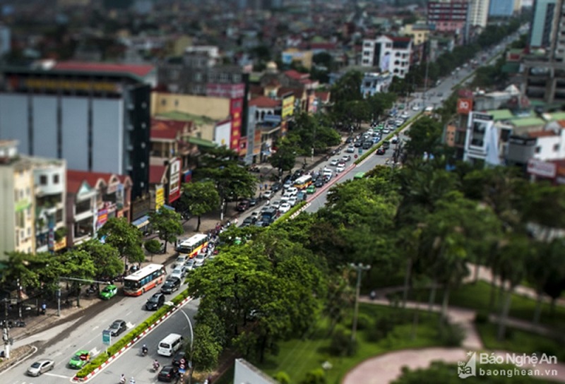 dong-giai-phan-cach-doan-nga-ba-nguyen-thi-minh-khai-quang-trung