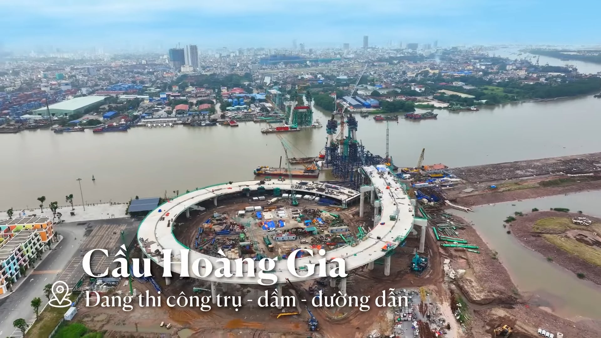 cau-hoang-gia-vinhomes-royal-island-hai-phong