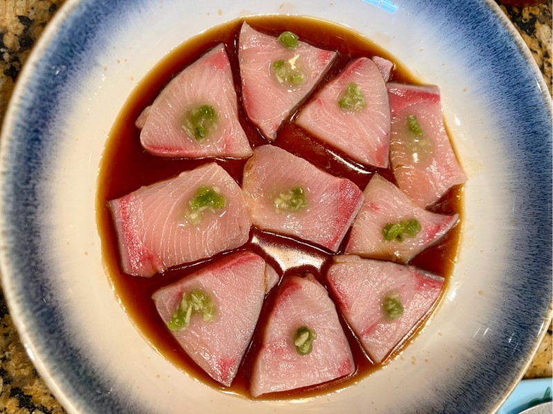 Sashimi-ca-Hamachi-nha-hang-nobu-da-nang