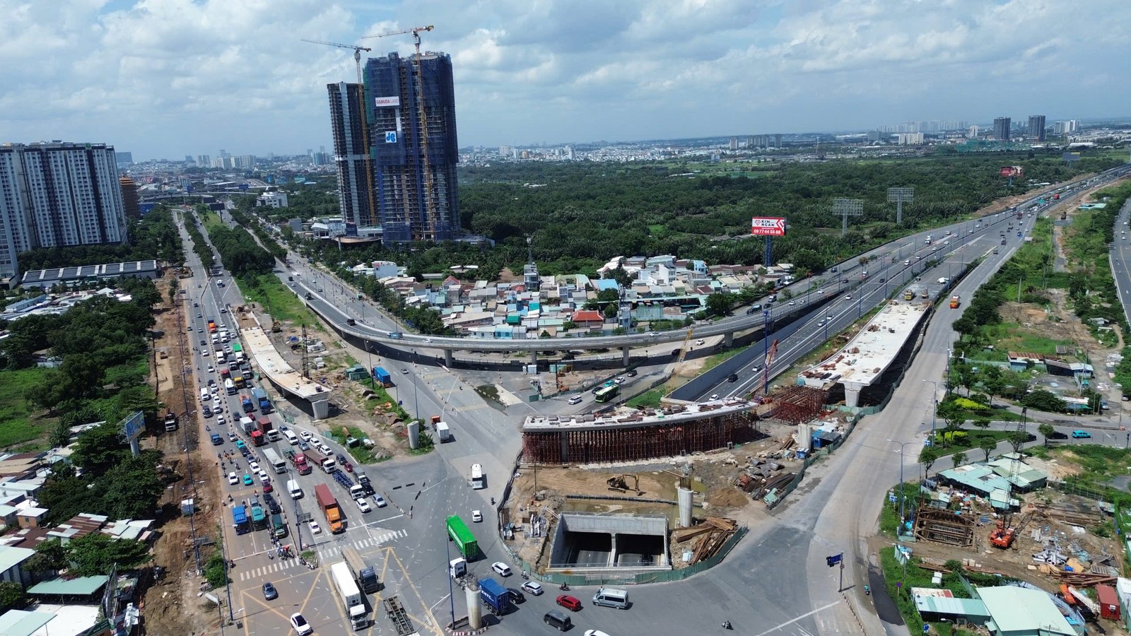toàn cảnh nút giao an phú tháng 8/2026: hầm chui, cầu vượt đã thông xe và nhánh N1 đang thi công